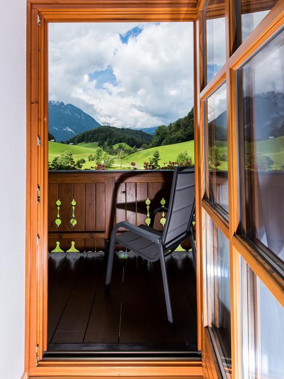 Hinterkellaubauer Bed & Breakfast Kuchl Exterior photo